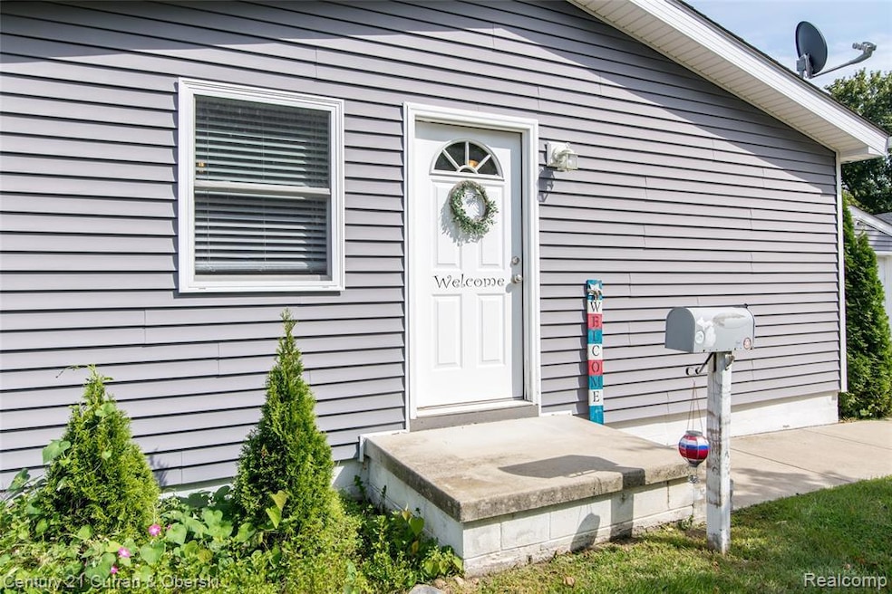 716 Ternes Rd, Tecumseh, MI 49286 - photo 1