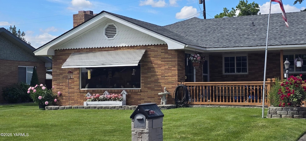 Under Contract $355,000