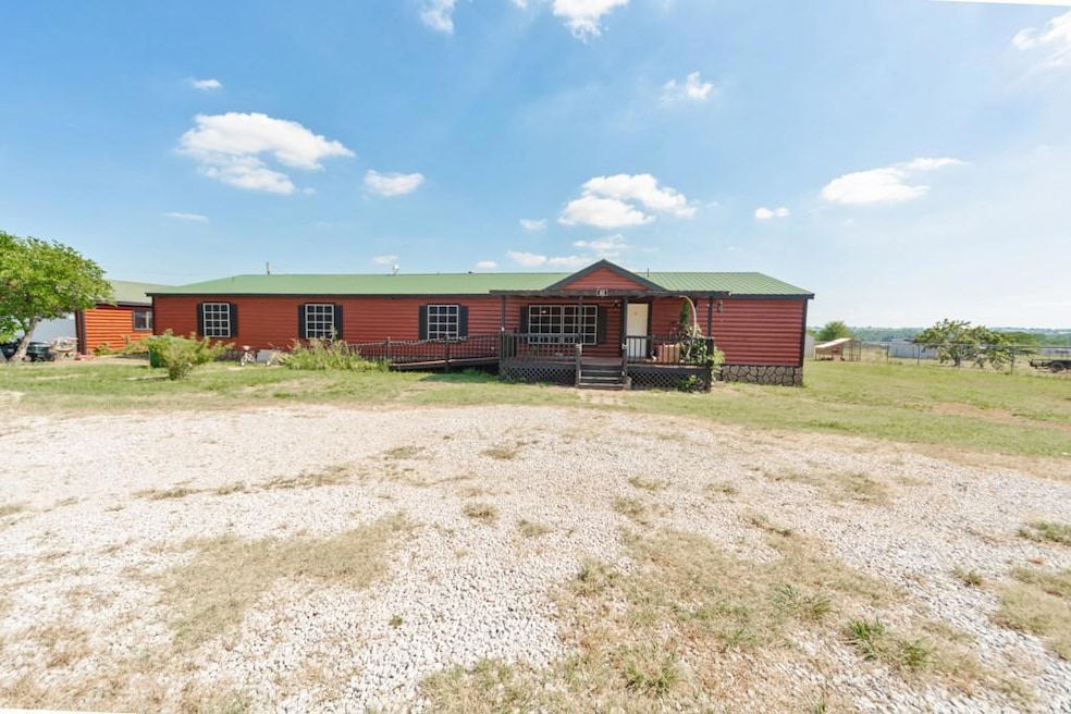 431 County Road 4421, Rhome, TX 76078 - photo 1