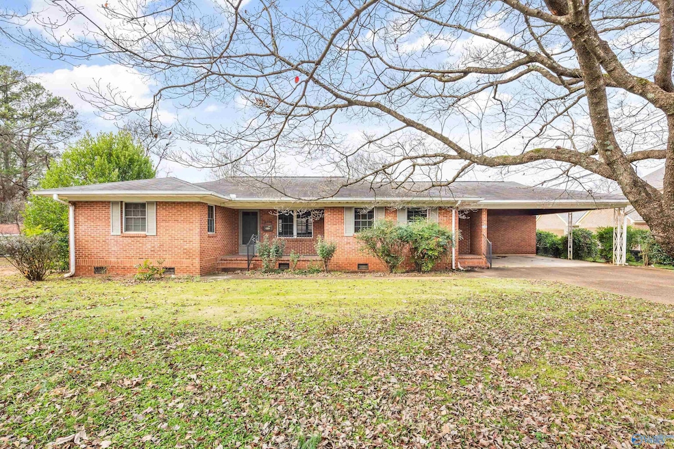 2306 Brandon St SW, Huntsville, AL 35801 - photo 1