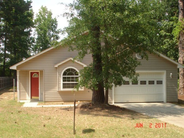 906 Lee Ln, Nacogdoches, TX 75964 - photo 1