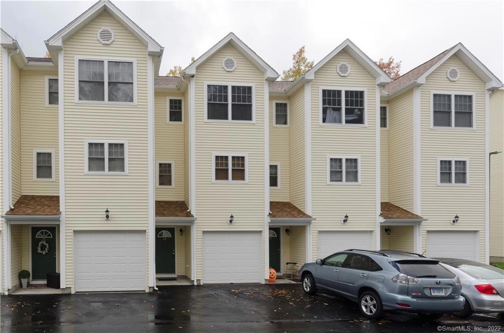 Uncas Condominiums unit 28, Norwich, CT 06360 - photo 1