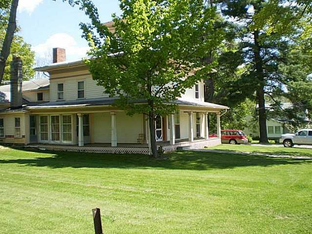 Exterior Front. 5 bedroom 2 full bath Possible ups
