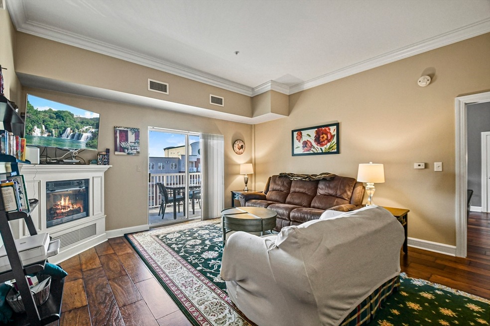 Ironwood on the Green at Ferncroft unit 709, Middleton, MA 01949 - photo 1