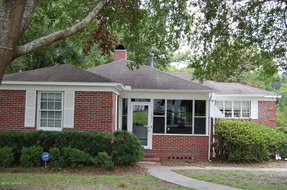 1694 Geraldine Dr, Jacksonville, FL 32205 - photo 1