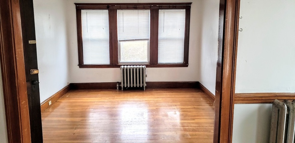 30 Baker St unit 2, West Roxbury, MA 02132 - photo 1