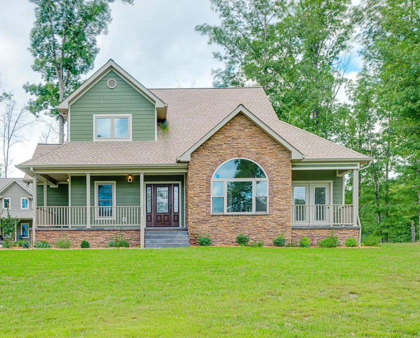 363 Bluff View Loop