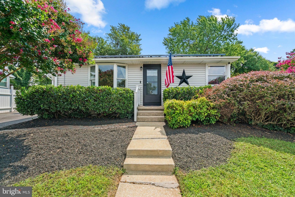 807 Bentwillow Dr, Glen Burnie, MD 21061 - photo 1