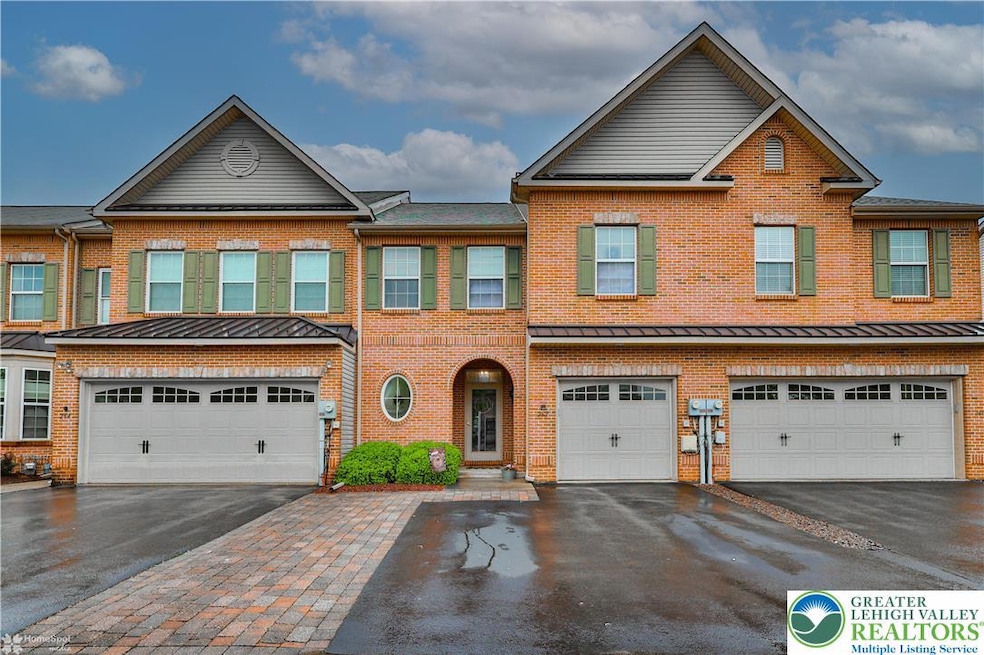 Sold $407,000 • Co-Listing Agent