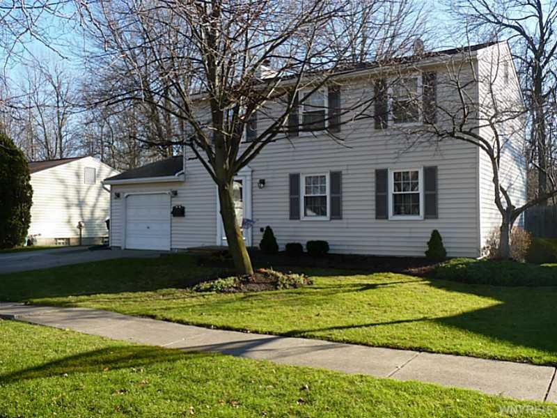 807 Fairmont Ave, North Tonawanda, NY 14120 - photo 1