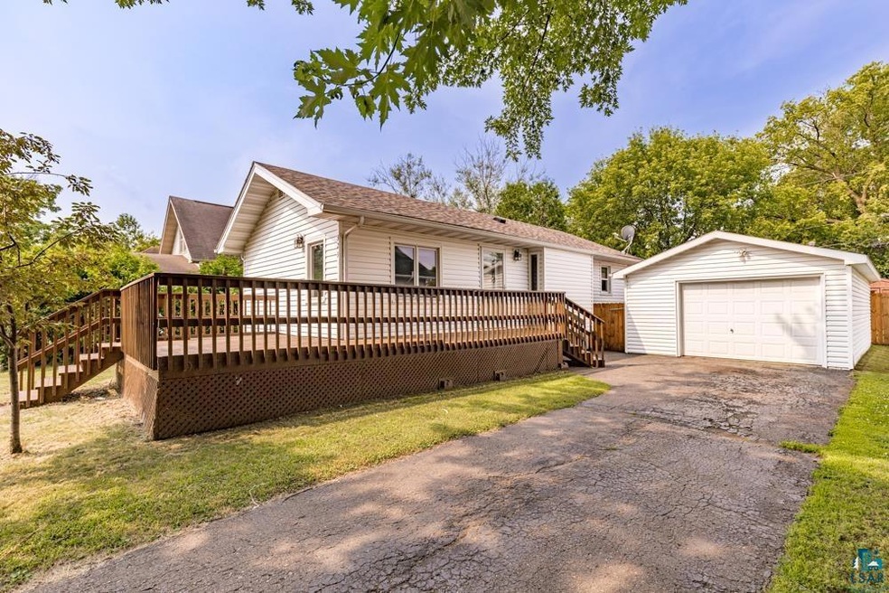 329 10th St, Cloquet, MN 55720 - photo 1