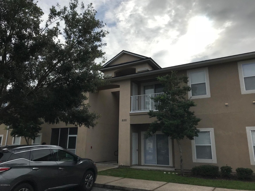 5101 Playpen Dr unit 612, Jacksonville, FL 32210 - photo 1