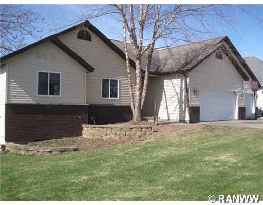 2027 W Ridge Dr, Eau Claire, WI 54703 - photo 1