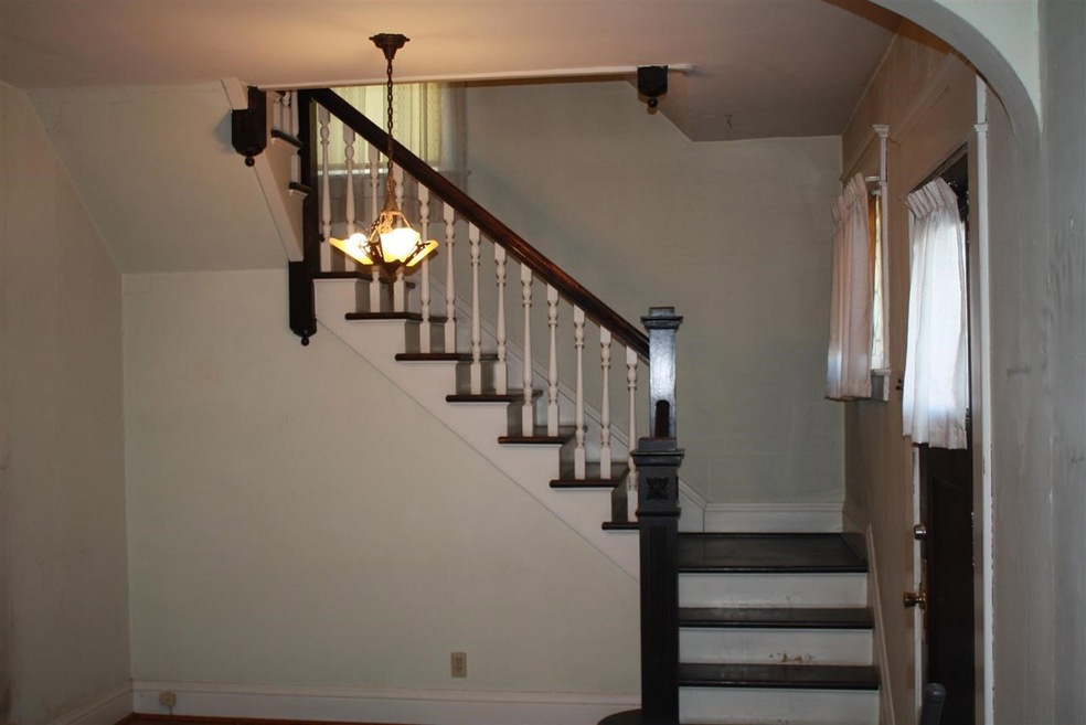 unlisted-address, Davenport, IA 52803 - photo 1