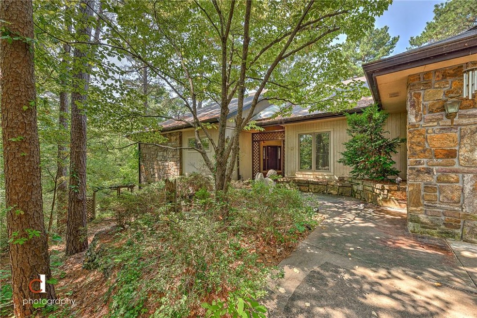 2 Raleigh Hills Cir, Bella Vista, AR 72715 - photo 1