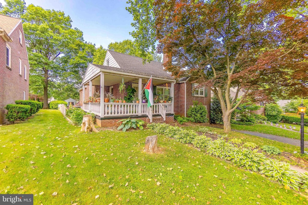 131 Lester Ave, Reading, PA 19607 - photo 1