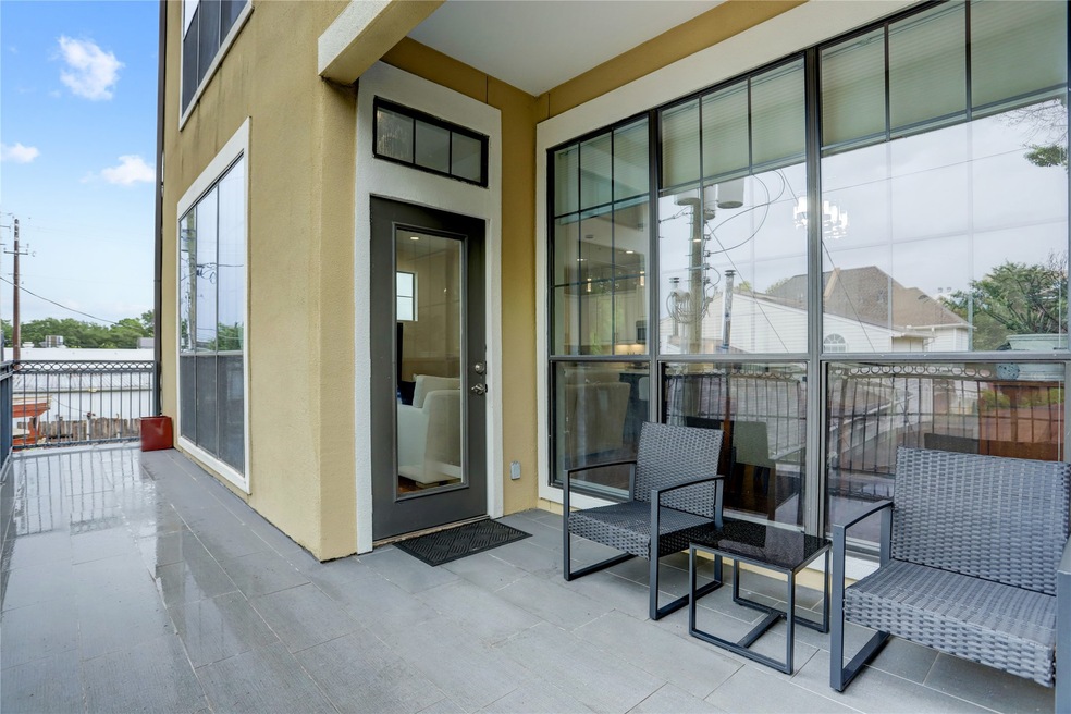 Plenty of room for entertaining family and friends