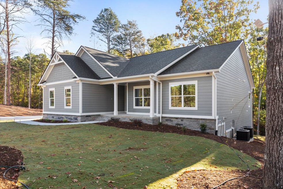 Under Contract $679,900