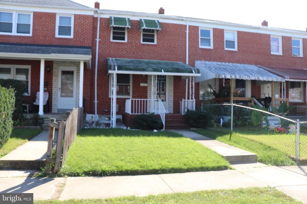 2124 Vailthorn Rd, Middle River, MD 21220 - photo 1