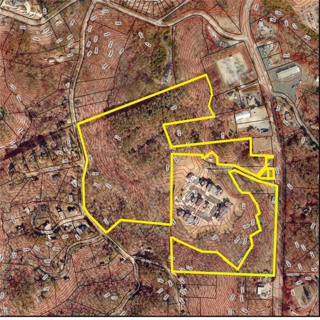 Amazing tract in the heart of Dahlonega!