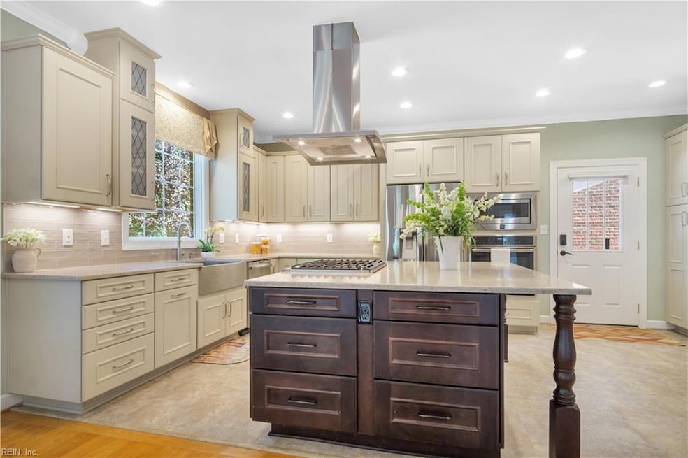 Under Contract $1,325,000 • Co-Listing Agent