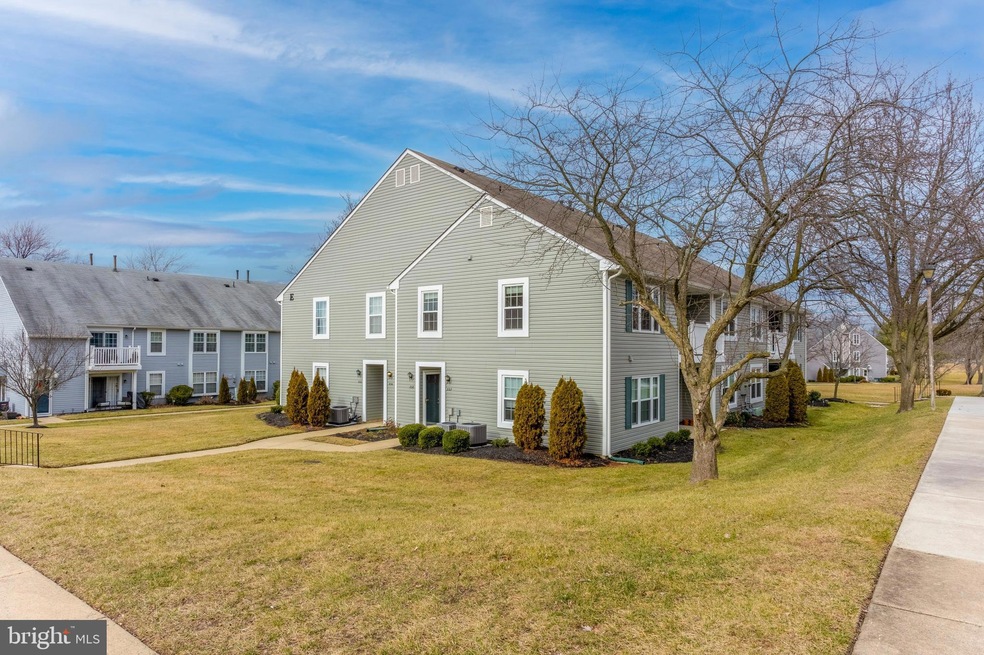 338 Surrey Ct unit 338, Sewell, NJ 08080 - photo 1