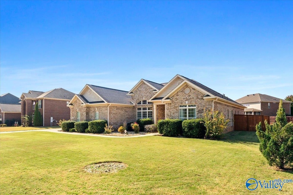 Sold $379,900