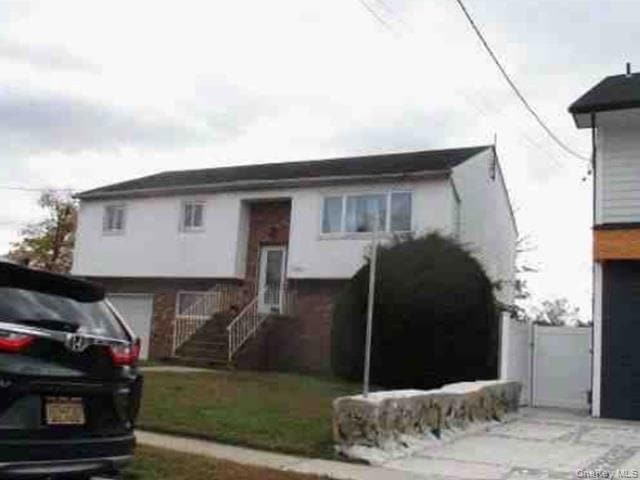 301 Coventry Rd N, West Hempstead, NY 11552 - photo 1