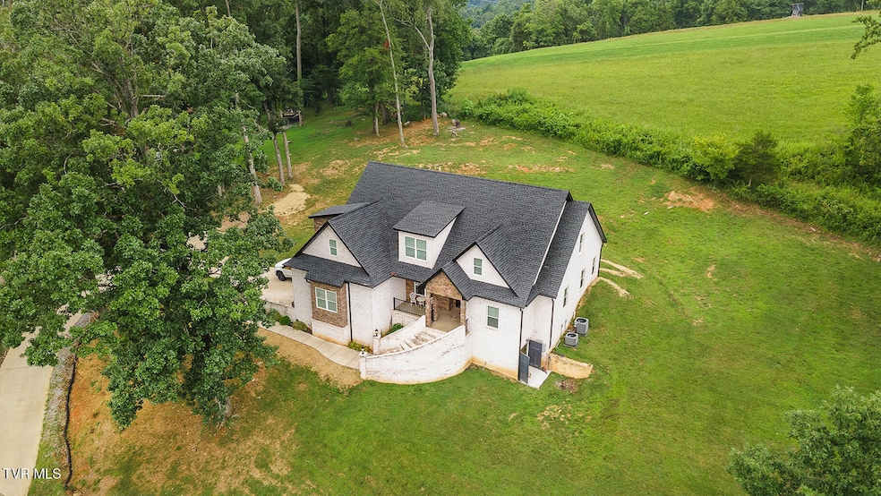 127 Allison Timbers Rd, Piney Flats, TN 37686 - photo 1