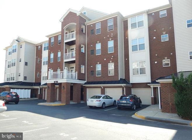 9710 Handerson Place unit 407, Manassas Park, VA 20111 - photo 1