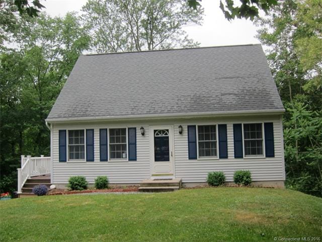 8 Winthrop Rd, Gales Ferry, CT 06335 - photo 1