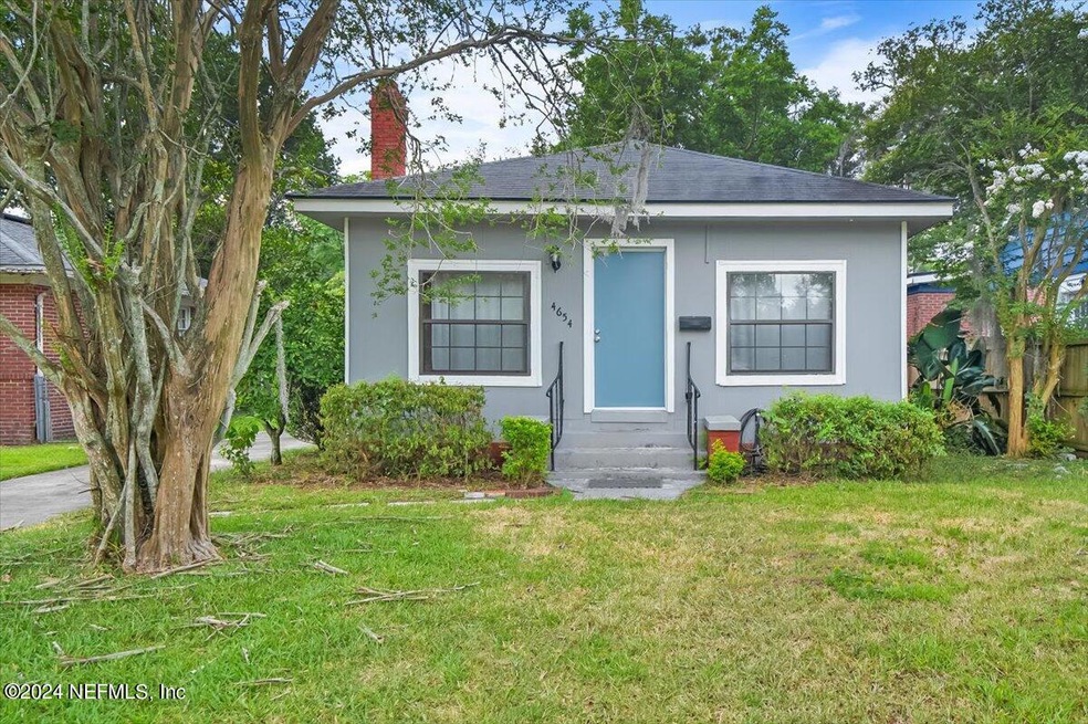 01-4654 French St (1)