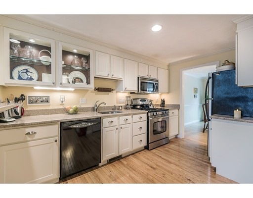 32 Iris Way unit 6, Haverhill, MA 01830 - photo 1