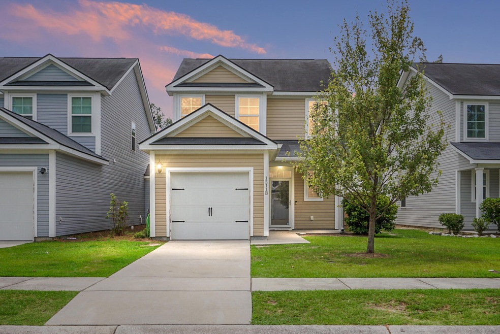 1211B N University Dr