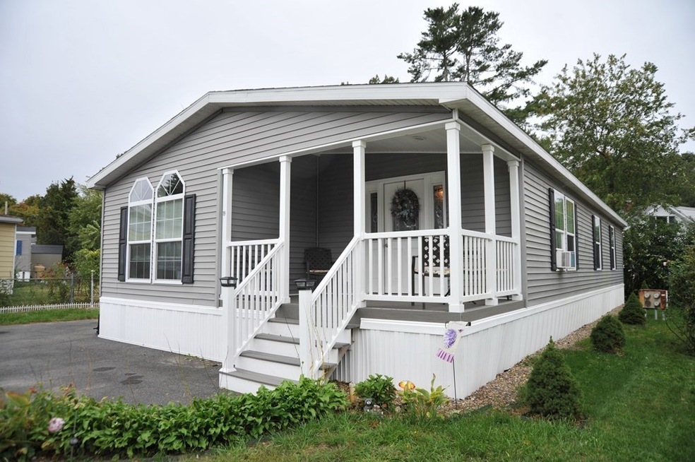 8 Swifts Beach Rd unit 19, Wareham, MA 02571 - photo 1