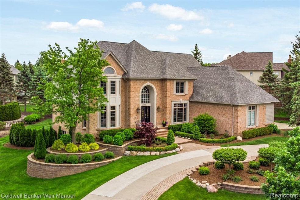 5770 Kirkridge Trail, Oakland Township, MI 48306 - photo 1