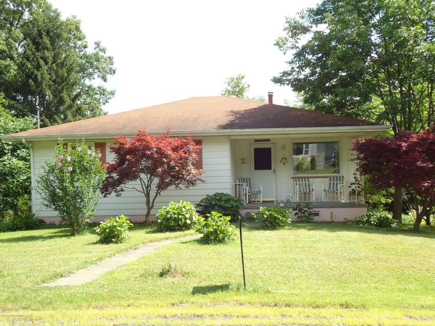 96 Nuangola Rd, Mountain Top, PA 18707 - photo 1