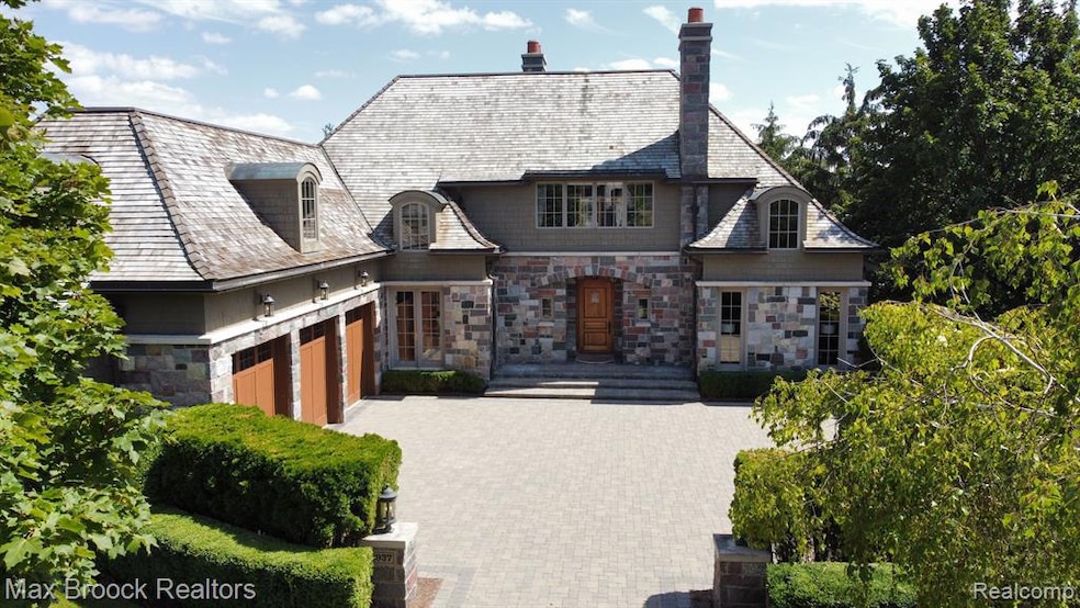 For Rent $17,000/month • Co-Listing Agent