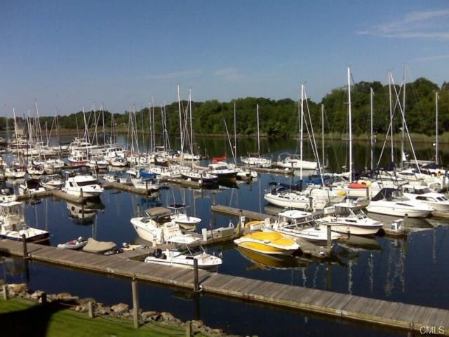 43 Harbor St unit 304, Stamford, CT 06902 - photo 1