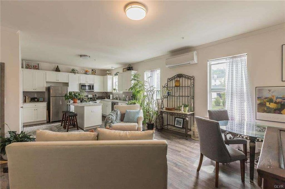 315 E Stone Aly unit 5, Alburtis, PA 18011 - photo 1