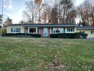 3 Sealand Dr, Newtown, CT 06470 - photo 1