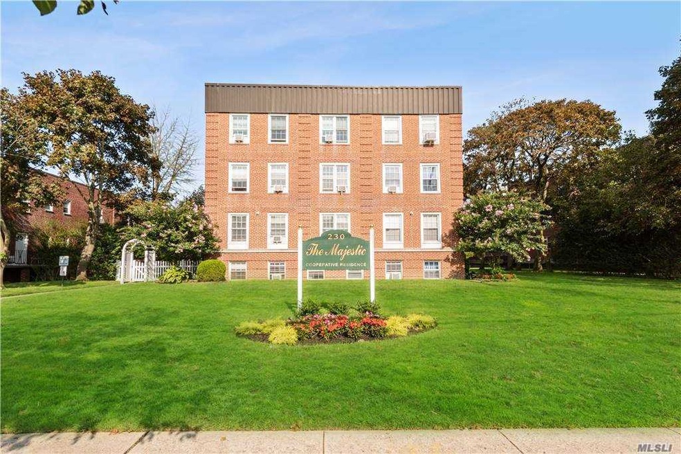 230 Central Ave unit 3H, Lawrence, NY 11559 - photo 1