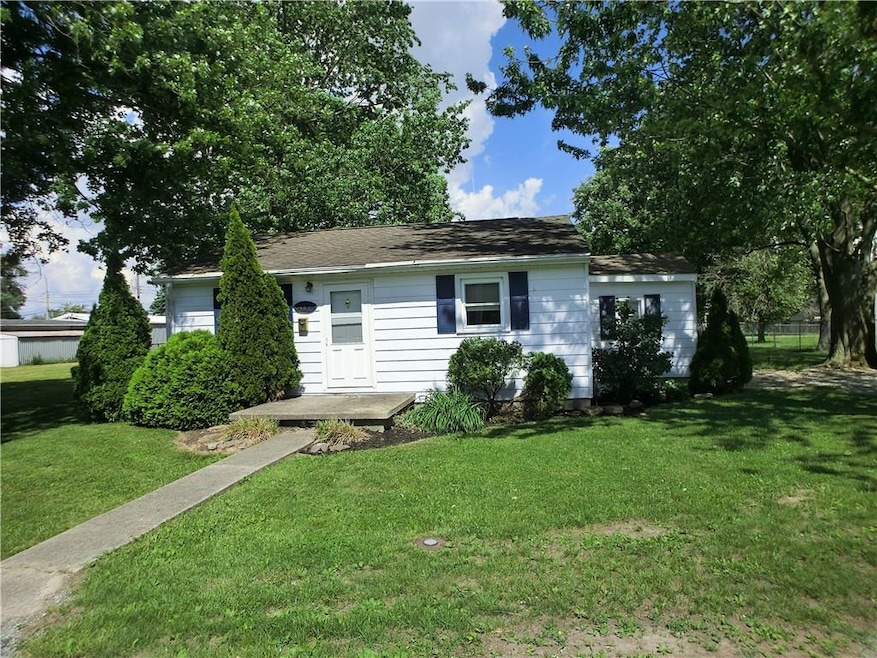 417 Taft St, Tipton, IN 46072 - photo 1