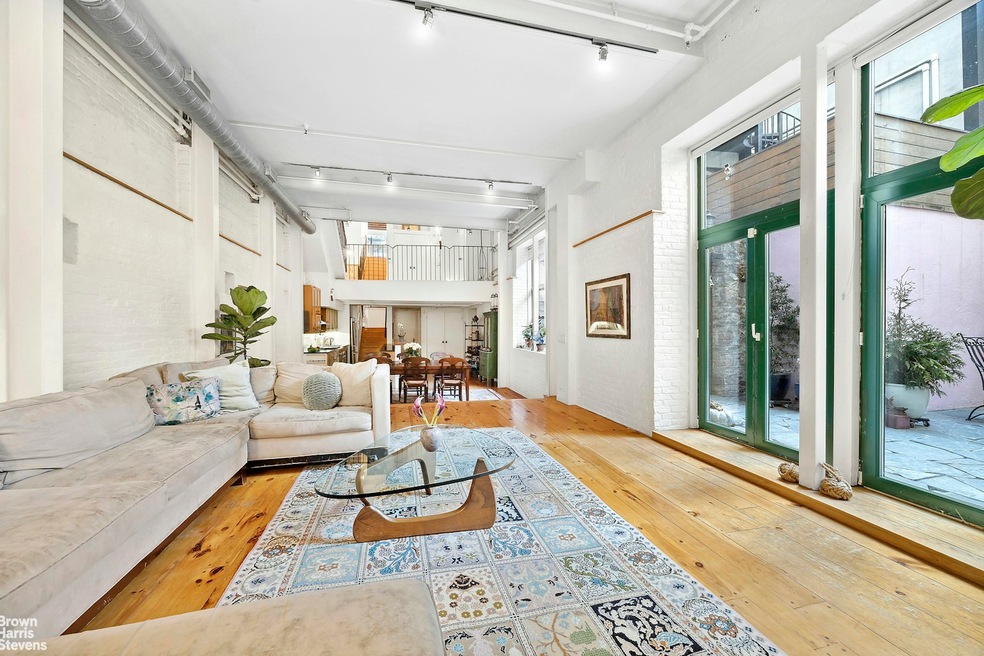 Sold $3,250,000 • Co-Listing Agent