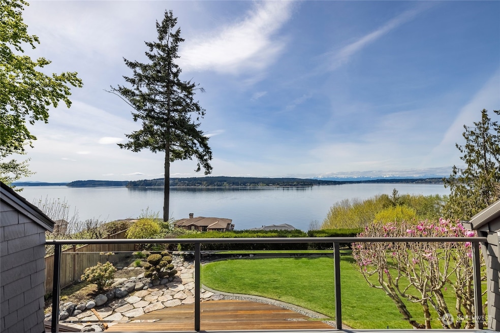 3606 Soundview Dr W, University Place, WA 98466 - photo 1