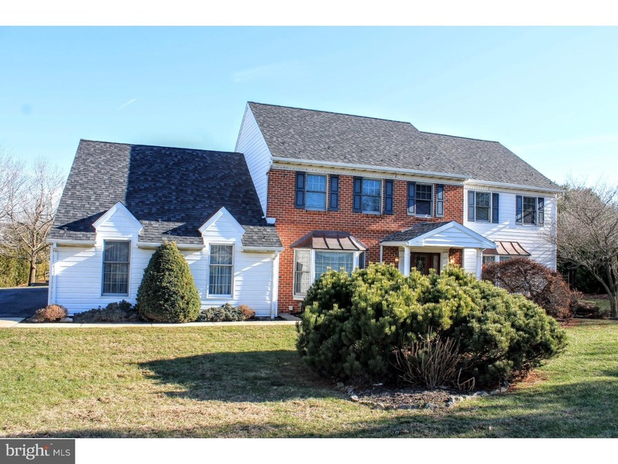 4509 Stoudts Ferry Bridge Rd, Reading, PA 19605 - photo 1