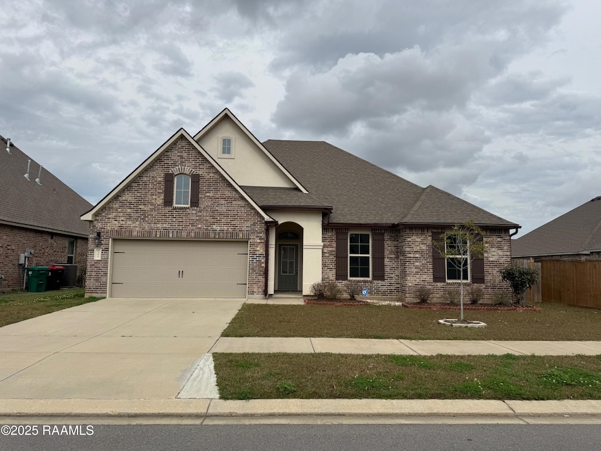 102 Deer Lake Ln, Lafayette, LA 70508 - photo 1