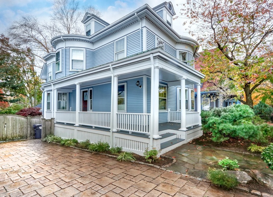 223 Aspinwall Ave, Brookline, MA 02446 - photo 1