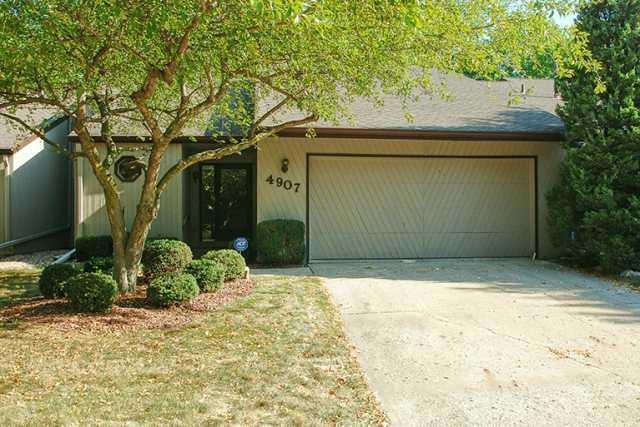 4907 Cedar Dr unit 53, West Des Moines, IA 50266 - photo 1