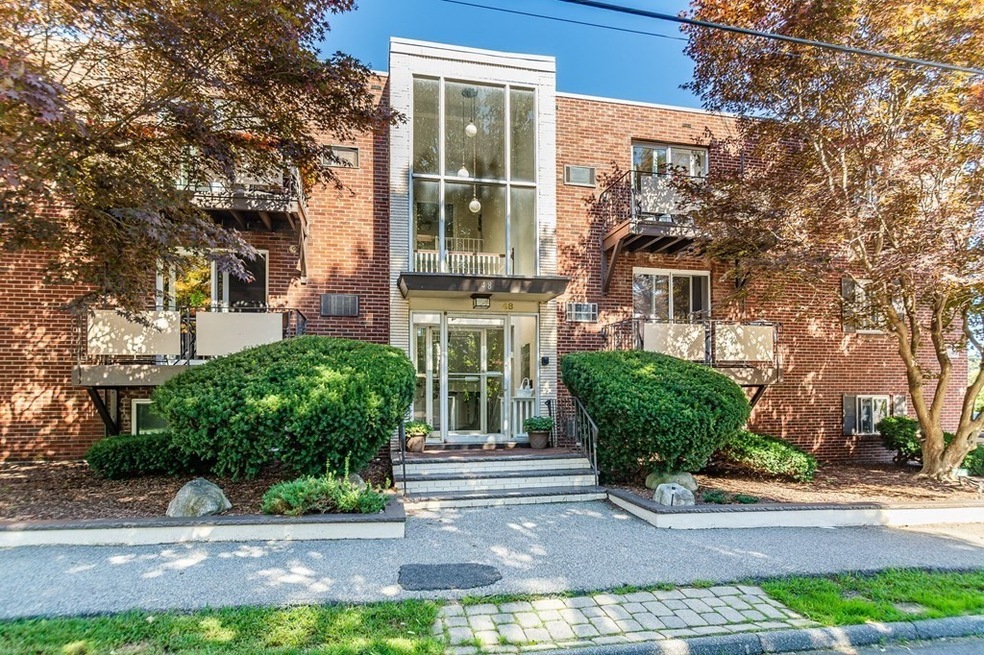 48 N Emerson St unit 10, Wakefield, MA 01880 - photo 1